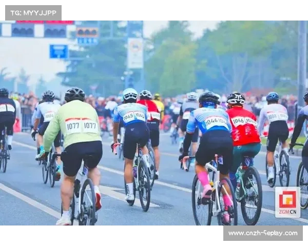 环自贡自行车赛：乌克兰车手诺瓦科夫斯基终点冲刺夺冠