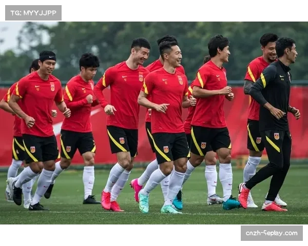 动态：巴黎圣日耳曼赛前最后一练封闭进行，重点演练定位球攻防